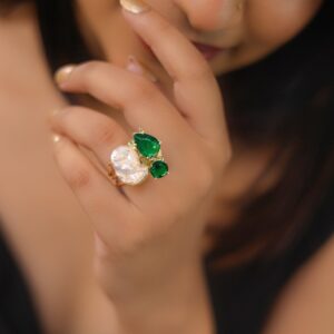 Golden 3 Layer Baroque + Glossy Claw Ring