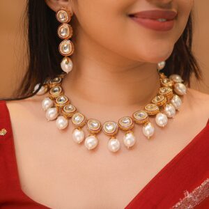 Premium Pearl Bishakha Kundan Neckpiece with Earring