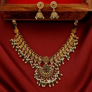 Pratibha Flower Mayura Short Neckpiece With Earring