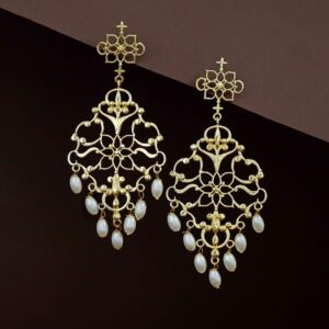 Golden Filigree Rice Pearl Earring (waiting period - 1 Week*)