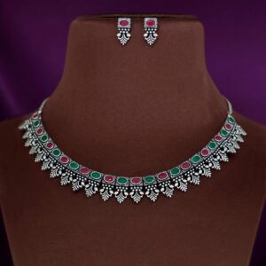Isabella Antique Short Neckpiece With Earring