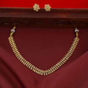 Sharvangi Short Neckpiece With Stud