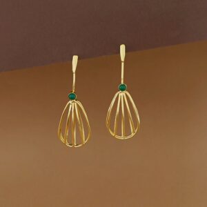 Lajita Golden Stick Mini Circle Stone Earring