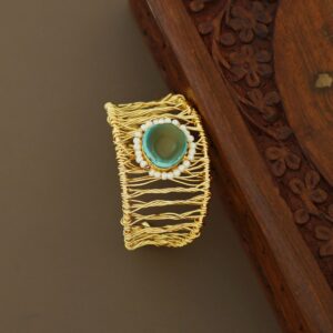 Versha Golden Wired Agate Pearl Bangle