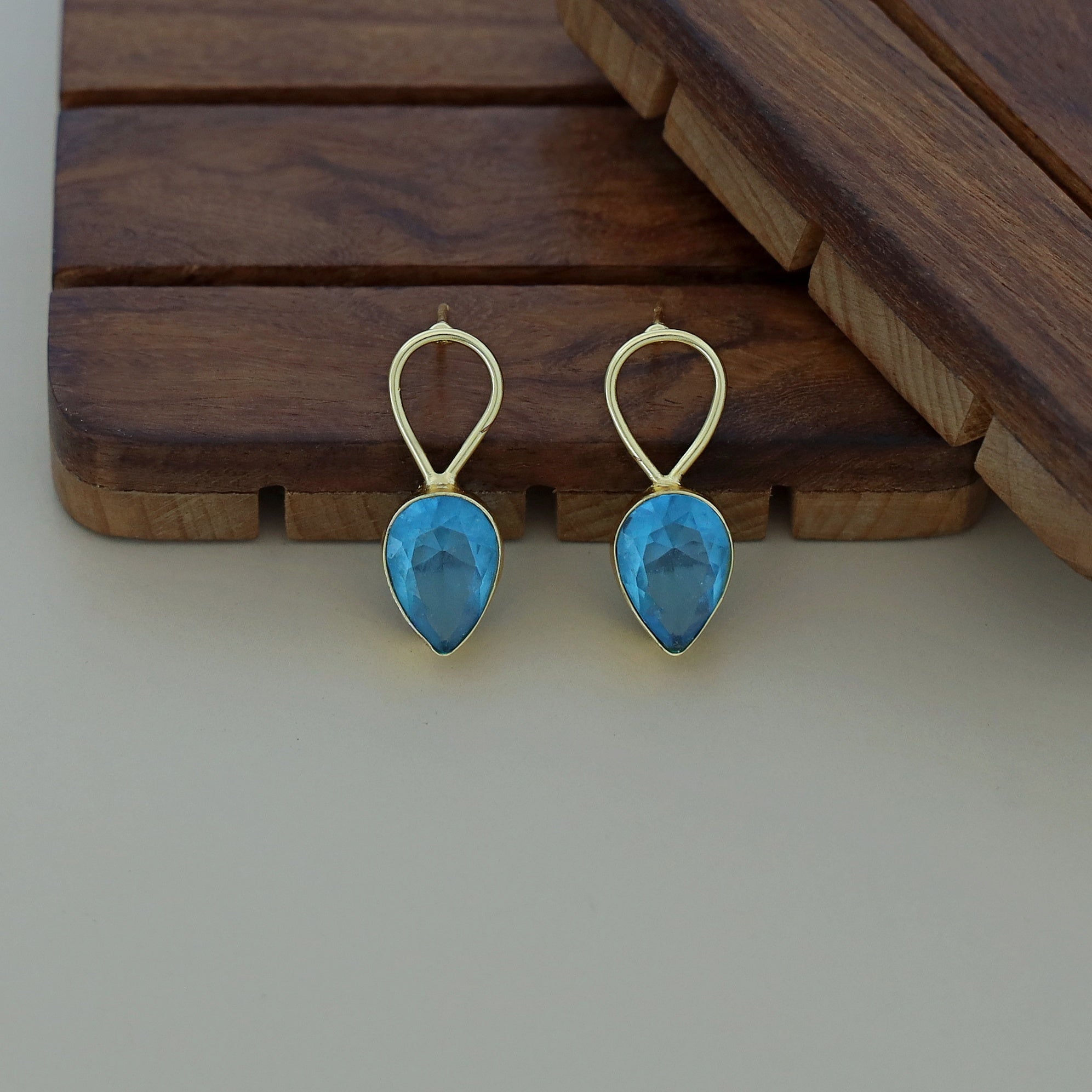 Glossy Adorn Earring (Colour Option)