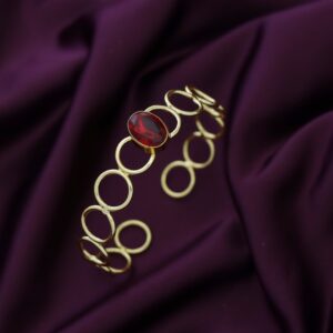 Doyel Golden Circle Oval Glossy Stone Bangle