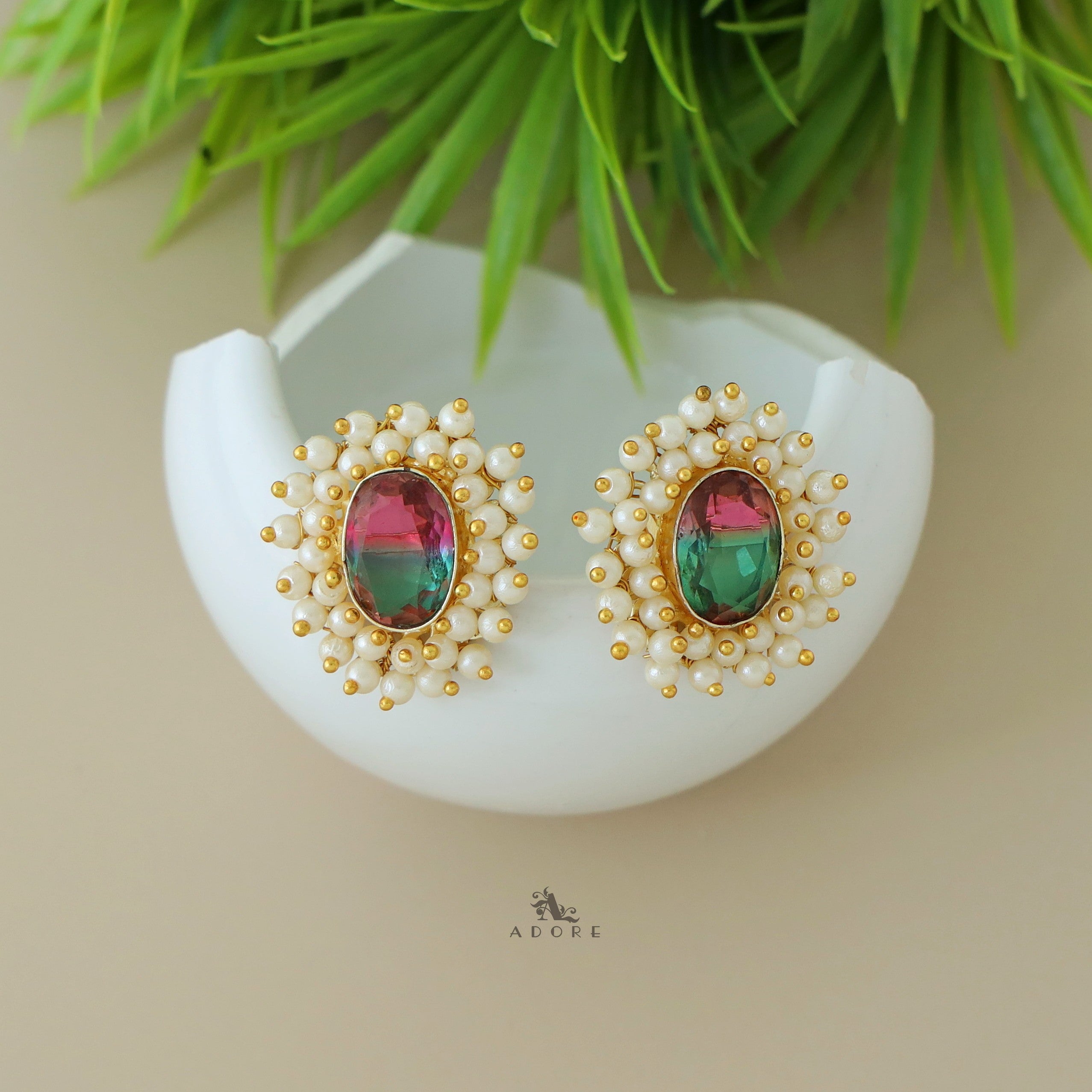 Ahelia Glossy Oval Cluster Pearl Earring - Image 26