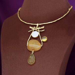 Binita Hammered Sticks MOP Agate Glossy Neck Cuff