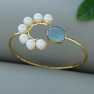 Amika Glossy + Raw Stone Pearl Bangle
