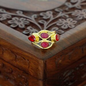 Tetra Oval Drop Glossy Stone Ring
