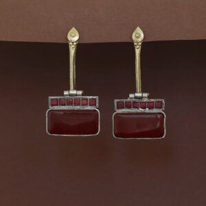 Jeena Rectangle Glossy Stick Earring
