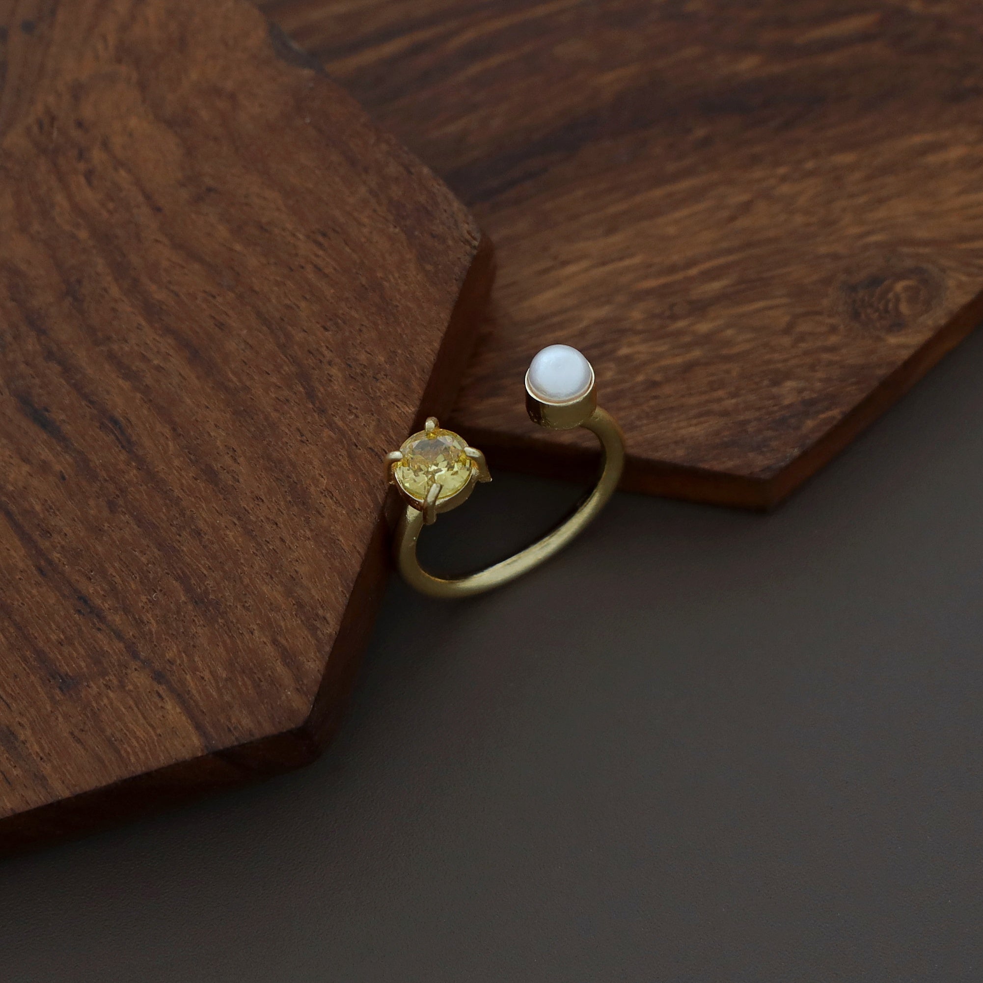 Alurea Pearl Ring - Image 3
