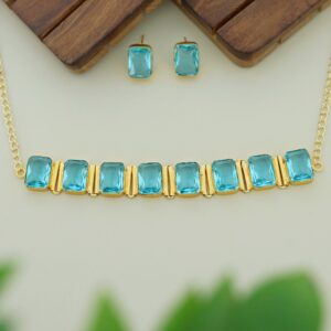 Gayal Glossy Square Choker With Stud