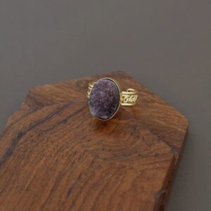 Helma Golden Oval Druzy Stone Ring