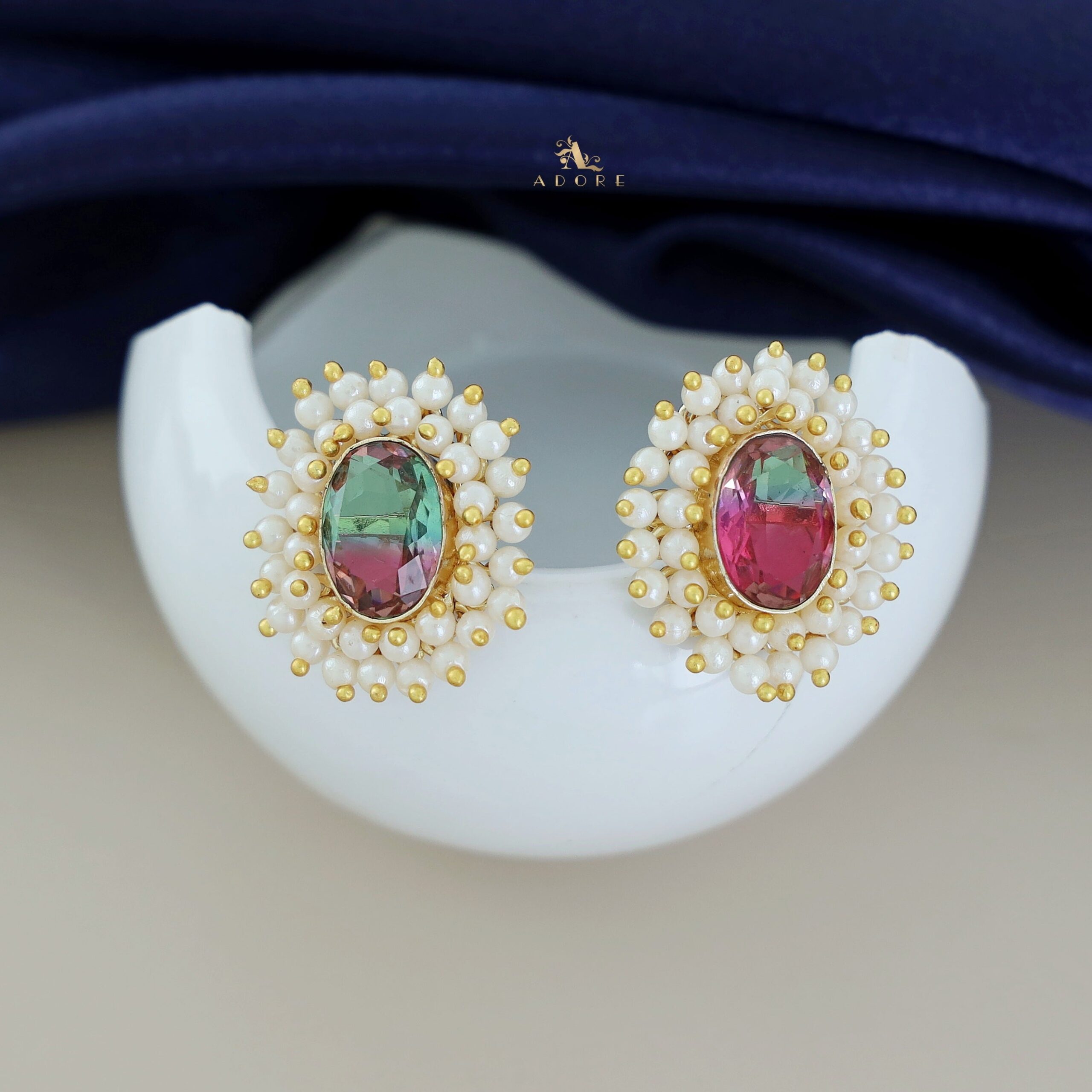 Ahelia Glossy Oval Cluster Pearl Earring - Image 28
