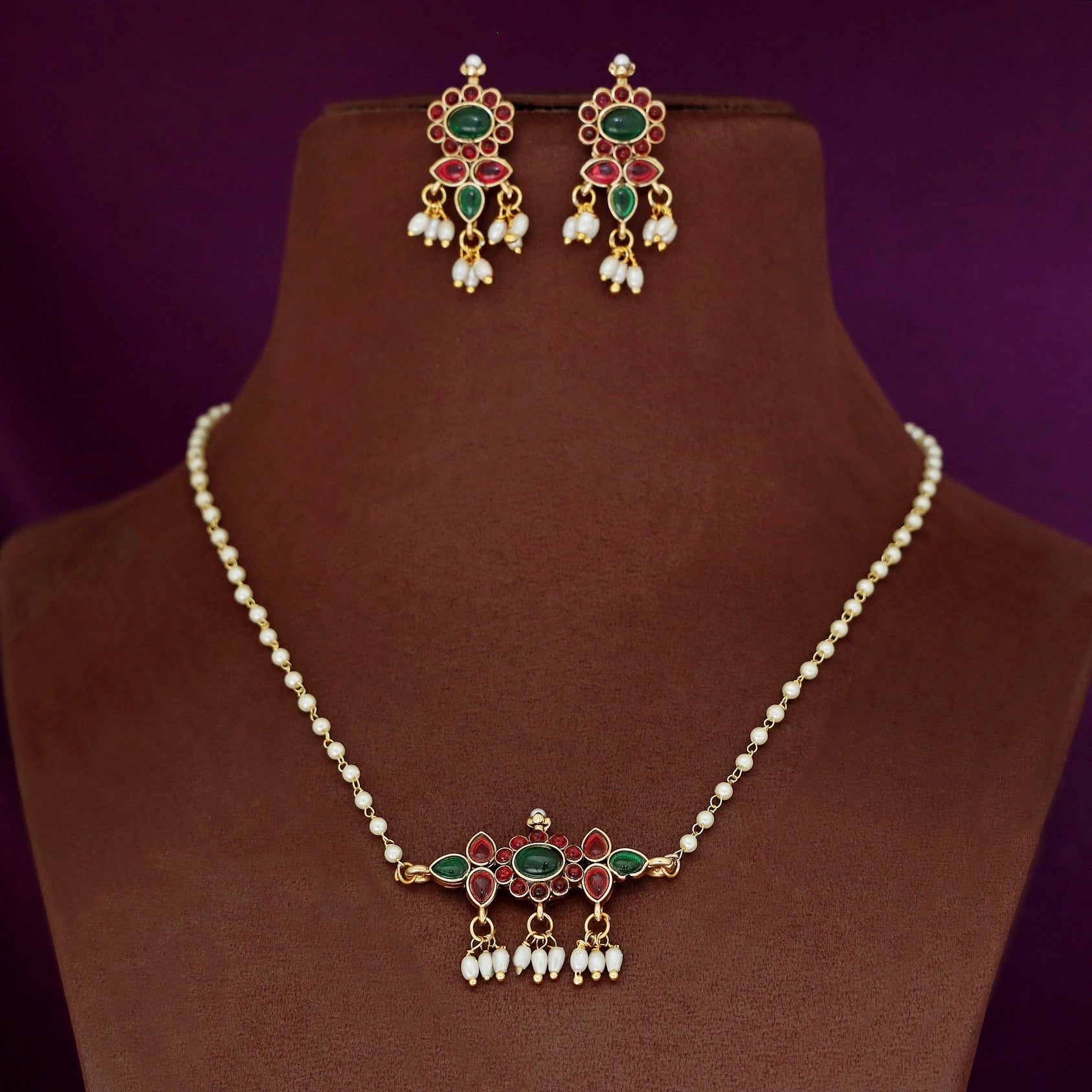 Binaisha Floral Pearl Neckpiece With Earring - Image 2
