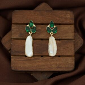 Kaniya Real Baroque Tri Glossy Earring