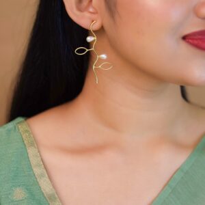 Golden Branch Pearl Earring