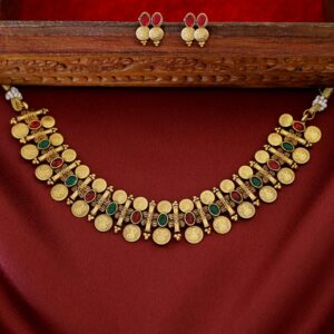 Pranita Dual Kashi Oval Stick Short Neckpiece/Choker With Earring