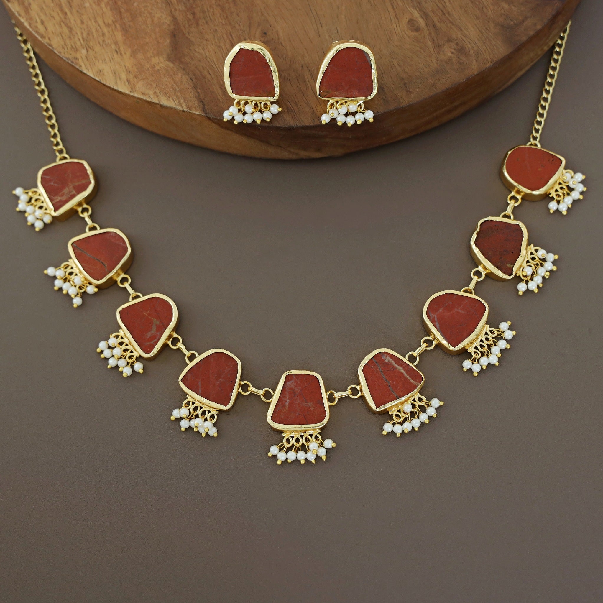 Alessandria Raw Stone Pearl Short Neckpiece With Earring - Image 10