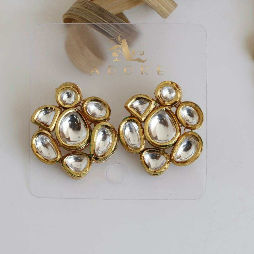 Aashrita Kundan Neckpiece With Earring - Image 3