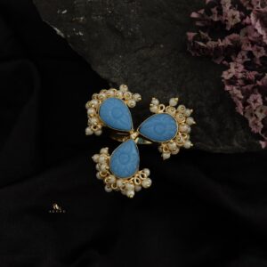 Golden Carved 3 Petal Cluster Pearl Ring