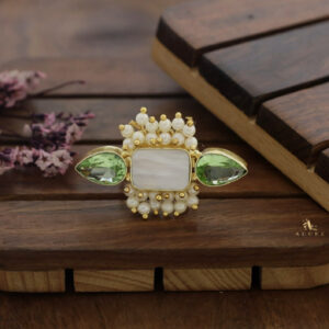 Glossy Krizva MOP Rectangle Cluster Pearl Ring
