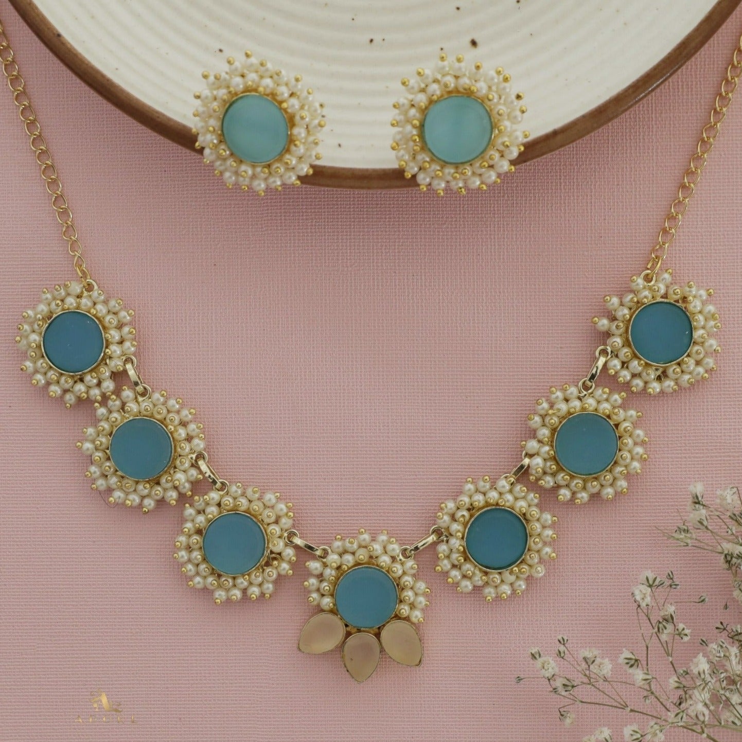 Centric Full Pearl Neckpiece - Image 2