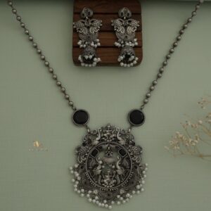 Navika Ganesha Antique Neckpiece With Earring