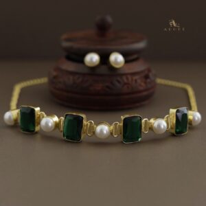 Hima Glossy Rectangle Pearl Choker With Pearl Stud