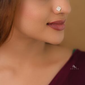 Taneka AD Stone Nose Pin