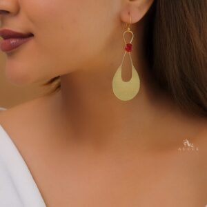 Tessa Golden Textured Glossy Stone Drop