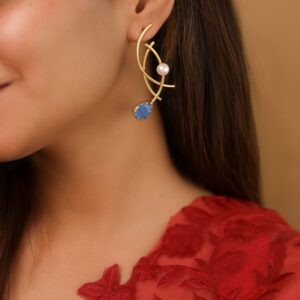 Alayna Golden Triple Curvy Glossy Pearl Drop Earring