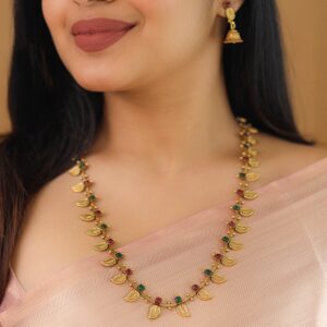 Chinmayi Leafy Kemp Stone Long Neckpiece With Earring