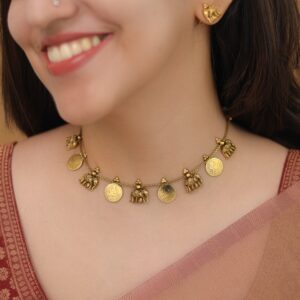 Parvati Airavat Kashi Short Neckpiece With Earring