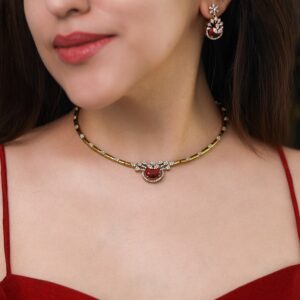 Harshini Stiff Glossy Short Neckpiece With Earring