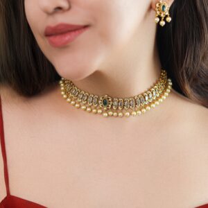 Theja Oval Stone Pearl Neckpiece With Earring