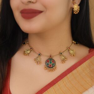 Shivani Devi Circle Flower Neckpiece With Earring