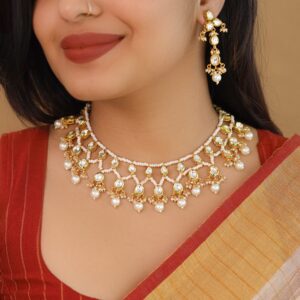 Inaaya Kundan Pearl Neckpiece With Earring