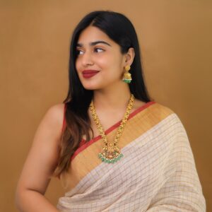 Savitri Devi Golden Stick Long Haram Neckpiece With Earring