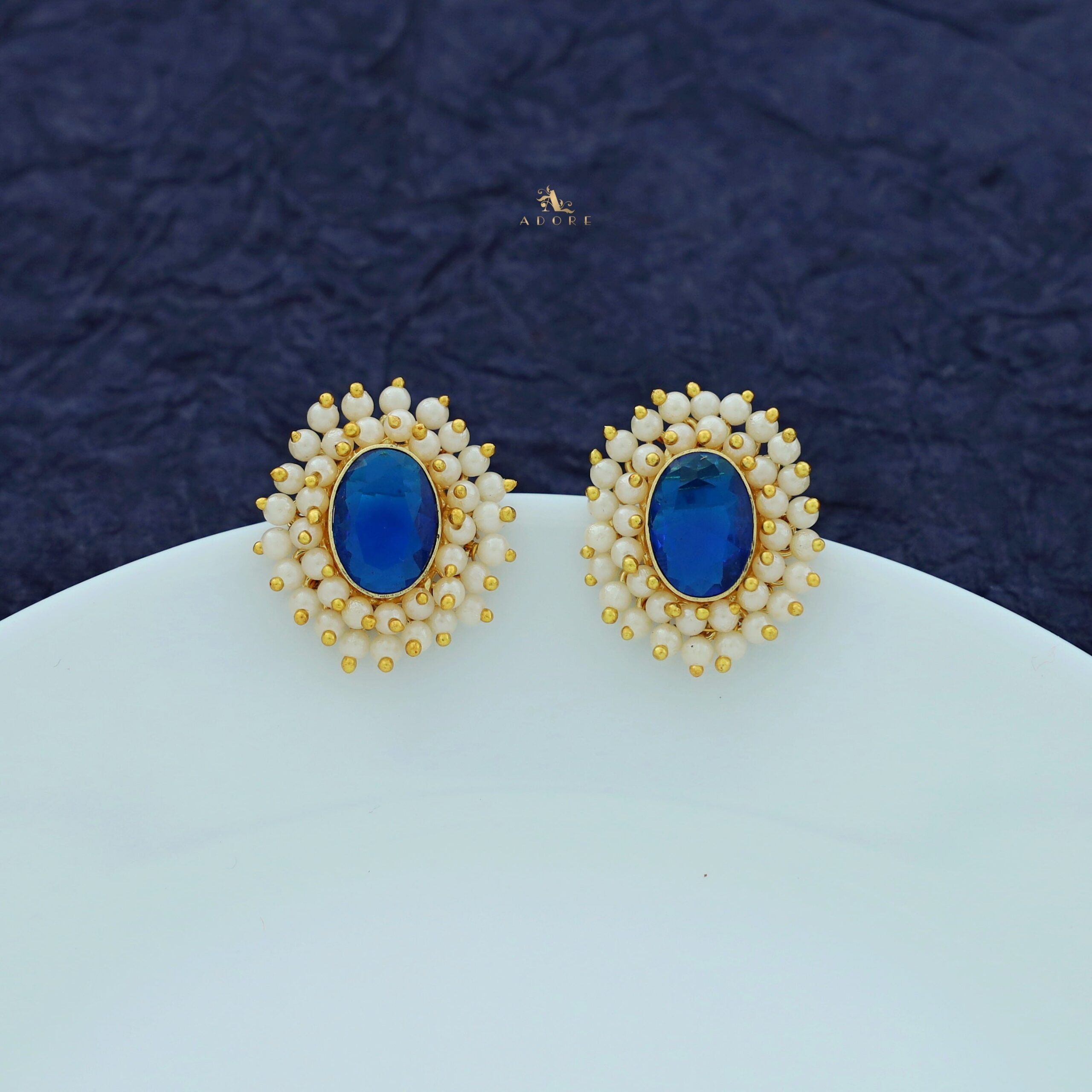 Ahelia Glossy Oval Cluster Pearl Earring - Image 27