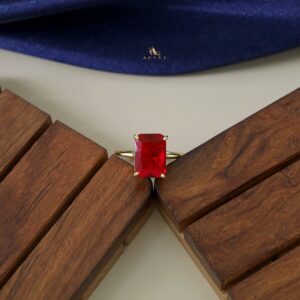 Rinza 4 Claw Glossy Rectangle Ring