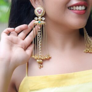 Ojasvi Hanging Ghungroo Kashmiri Earring
