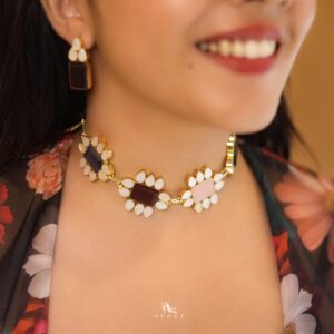 Dareia Flower MOP Rectangle Short Neckpiece with Earring