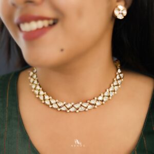 Vardhmanya Premium Polki Kundan Short Neckpiece with Stud