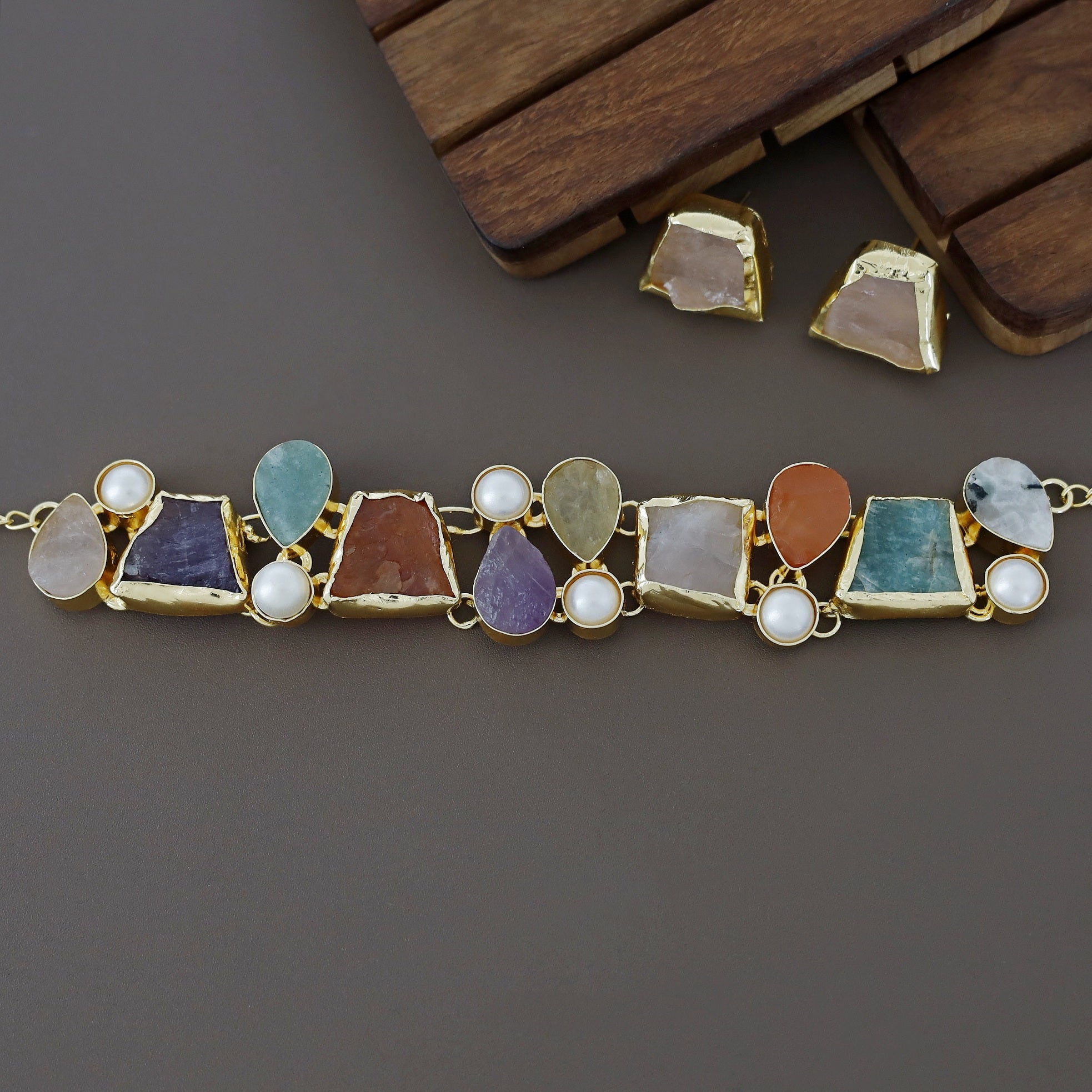 Brenda Golden Raw Stone + Pearl Choker With Stud - Image 20