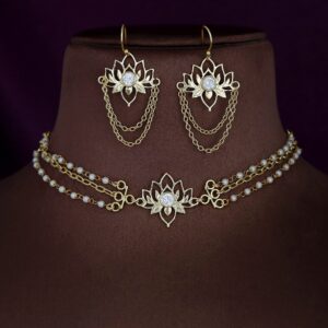 Arini Tri Layer Chainy Lotus Pearl Choker With Drop