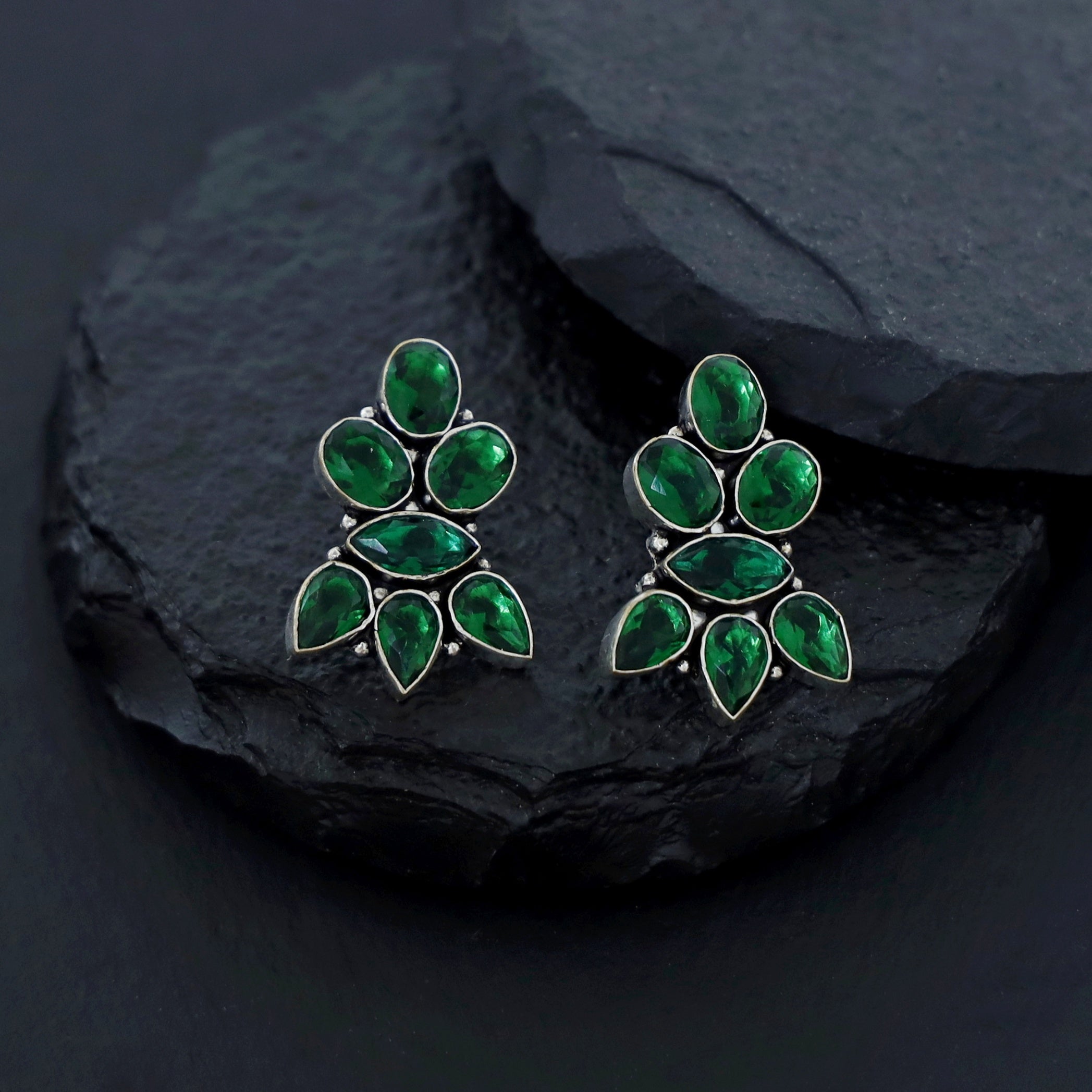 Amaryllis Glossy Earring - Image 2