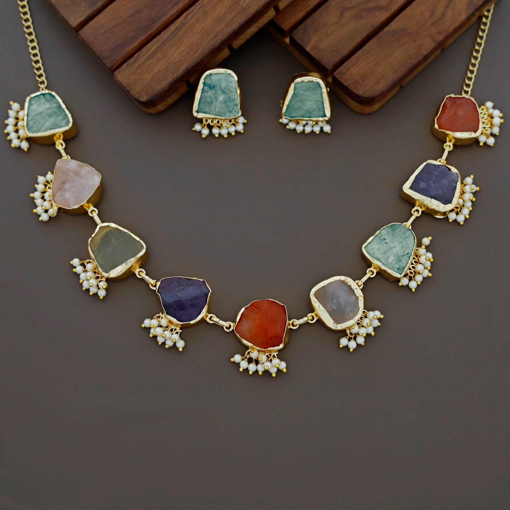 Alessandria Raw Stone Pearl Short Neckpiece With Earring - Image 5