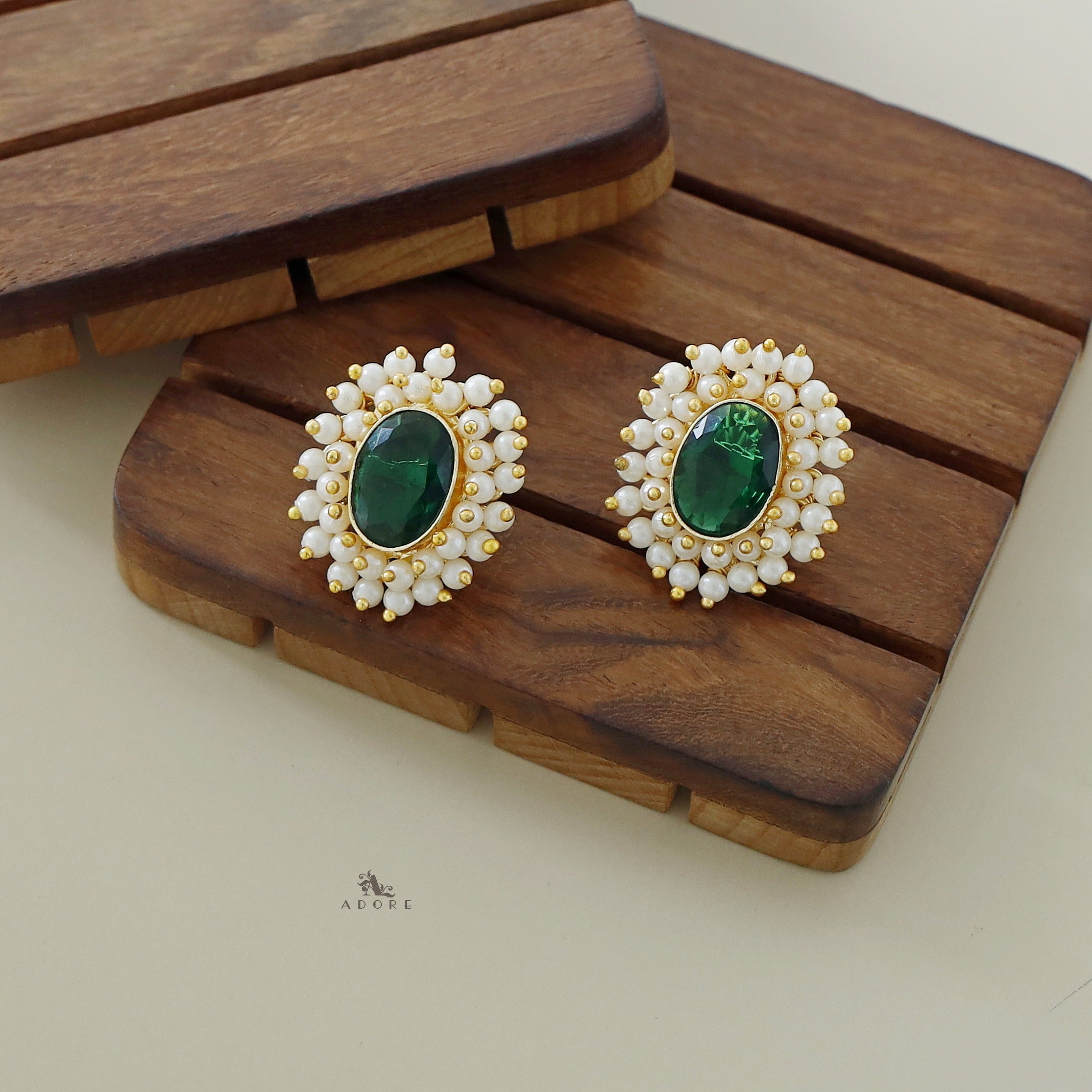 Ahelia Glossy Oval Cluster Pearl Earring - Image 37